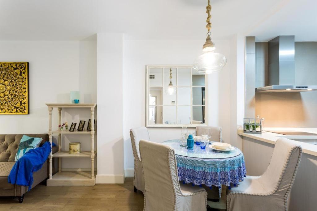 Atrivm San Julian Apartment Seville Ngoại thất bức ảnh